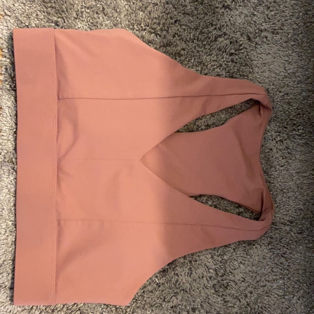 Fabletics brand! Large (L) medium impact sport bra